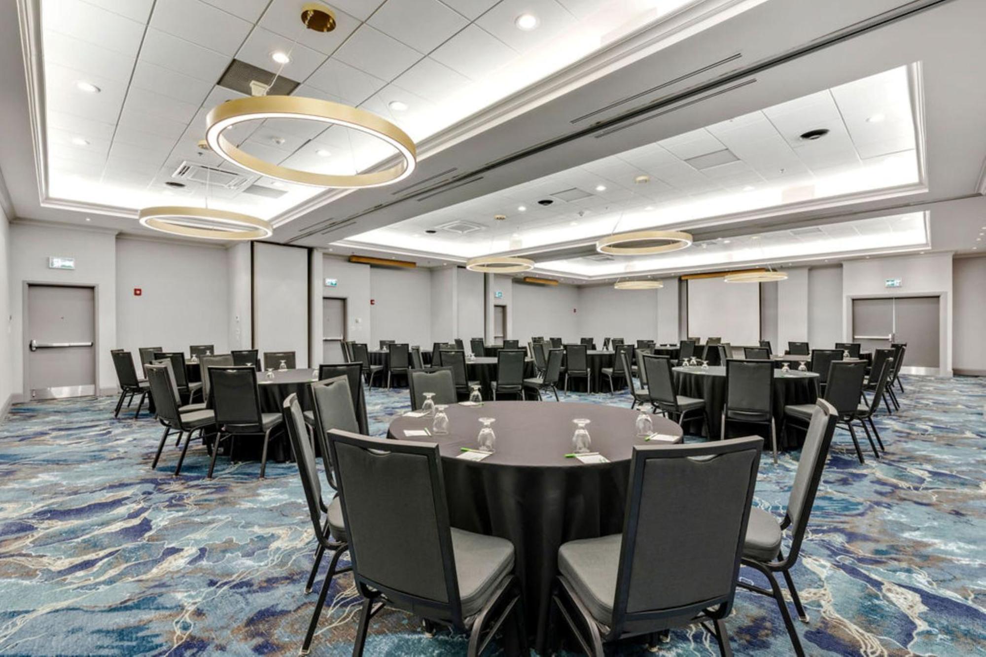 Holiday Inn & Suites Ottawa Kanata By Ihg Exterior foto